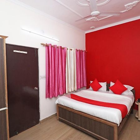 Oyo 27750 Bhagwati Residency Hotel Mirzapur Bagian luar foto