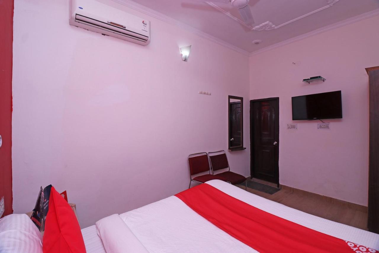 Oyo 27750 Bhagwati Residency Hotel Mirzapur Bagian luar foto