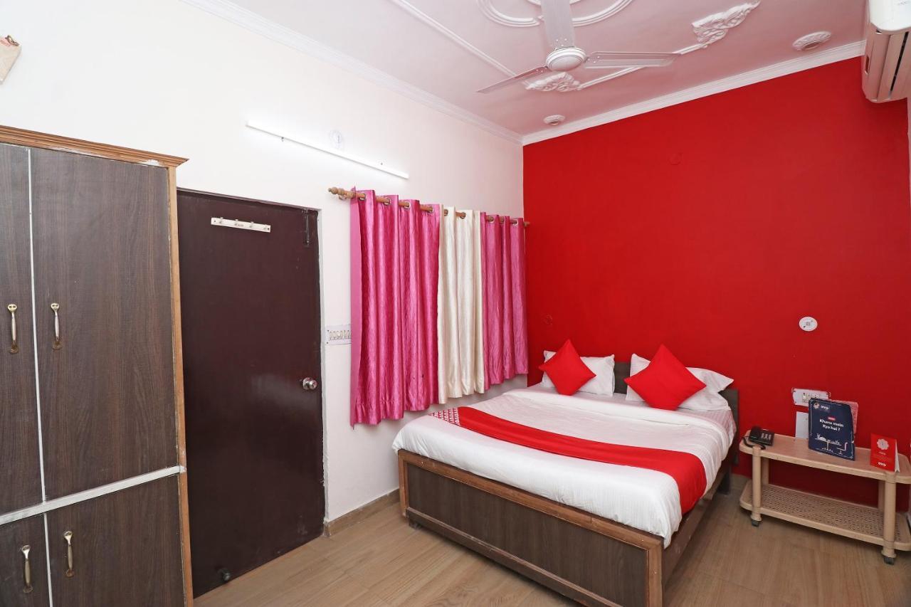Oyo 27750 Bhagwati Residency Hotel Mirzapur Bagian luar foto