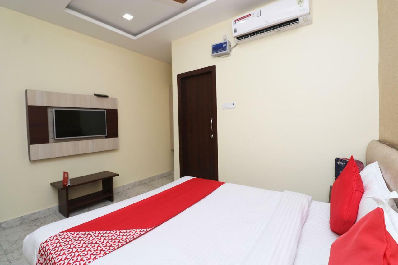 Oyo 27750 Bhagwati Residency Hotel Mirzapur Bagian luar foto